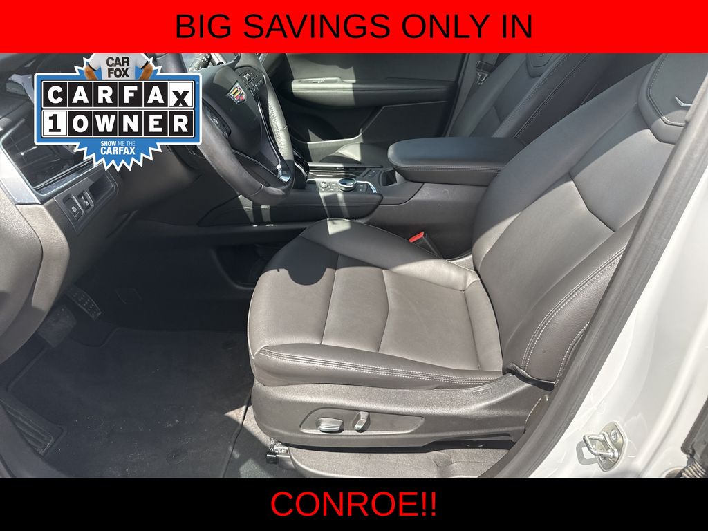 2024 Cadillac XT6 Luxury White at River Oaks CDJR