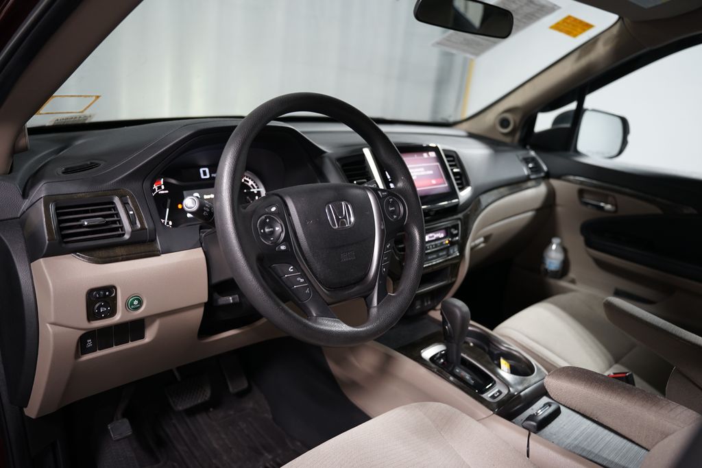 Thumbnail: 2016 Honda Pilot - 7