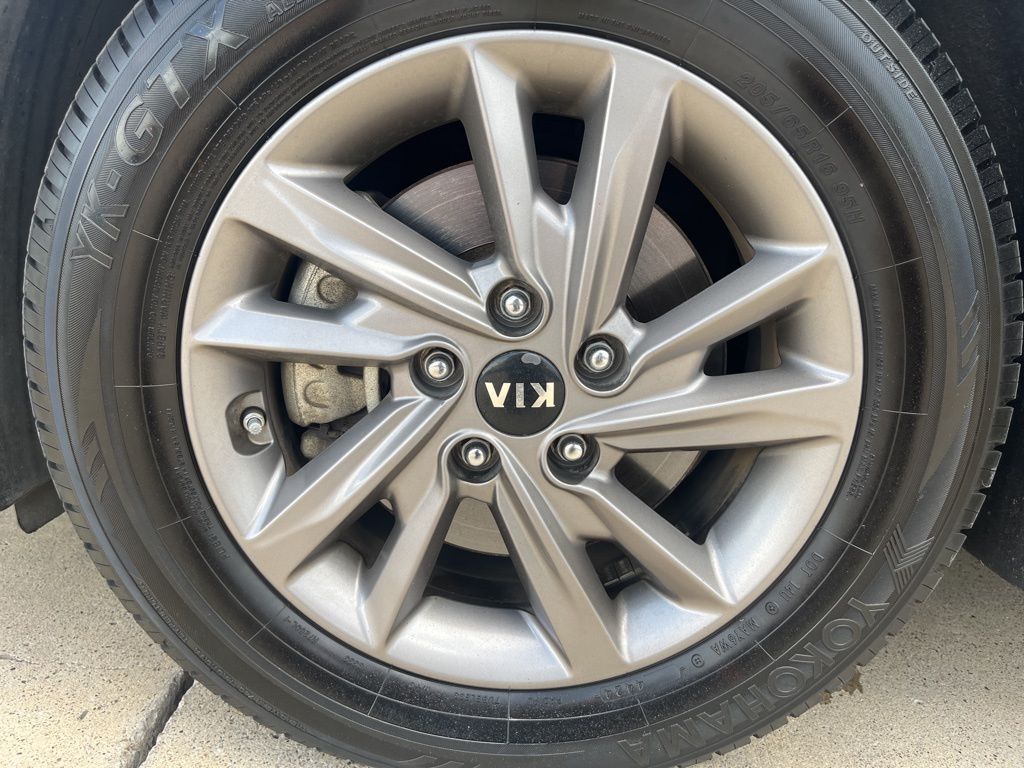 Thumbnail: 2020 Kia Optima - 9