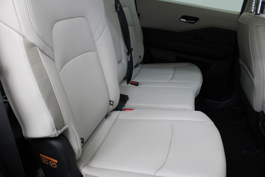 new 2026 Nissan Pathfinder car, priced at $41,610