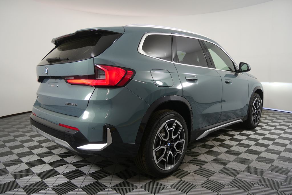 Thumbnail: 2026 BMW X1 - 3