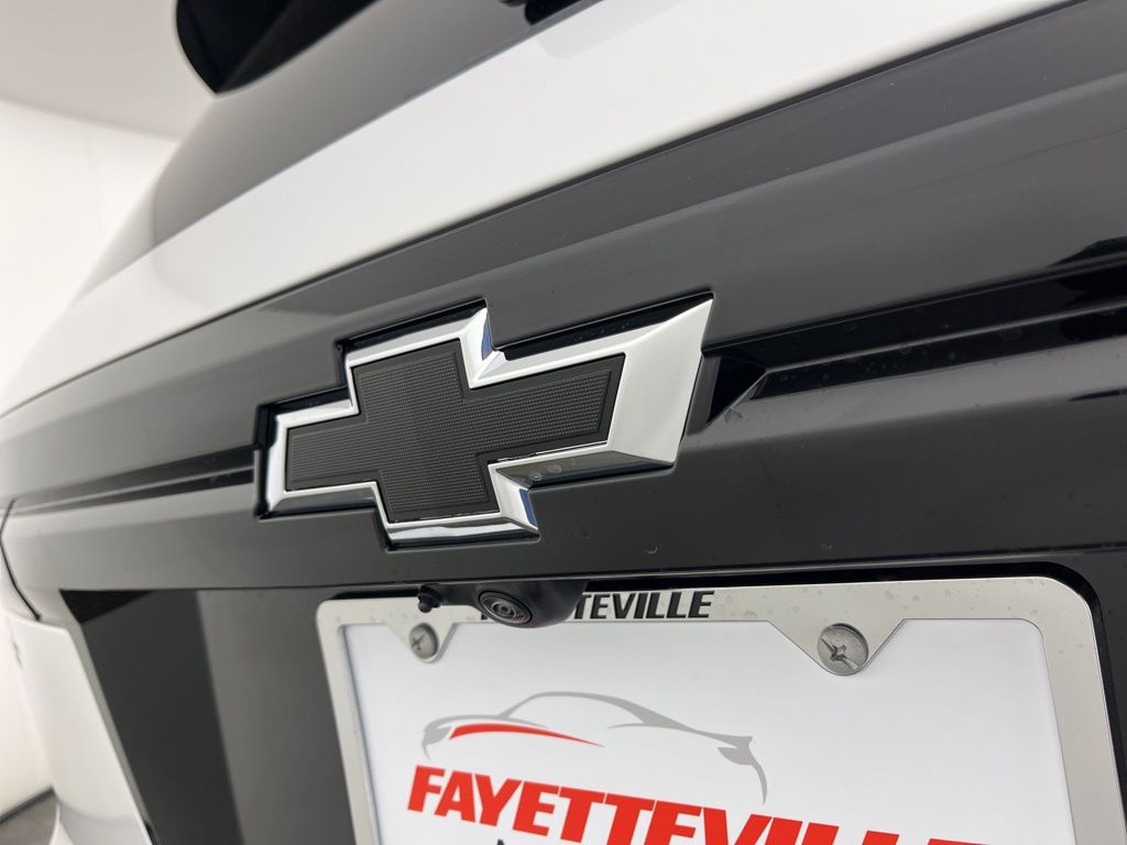 Thumbnail: 2026 Chevrolet Traverse - 12