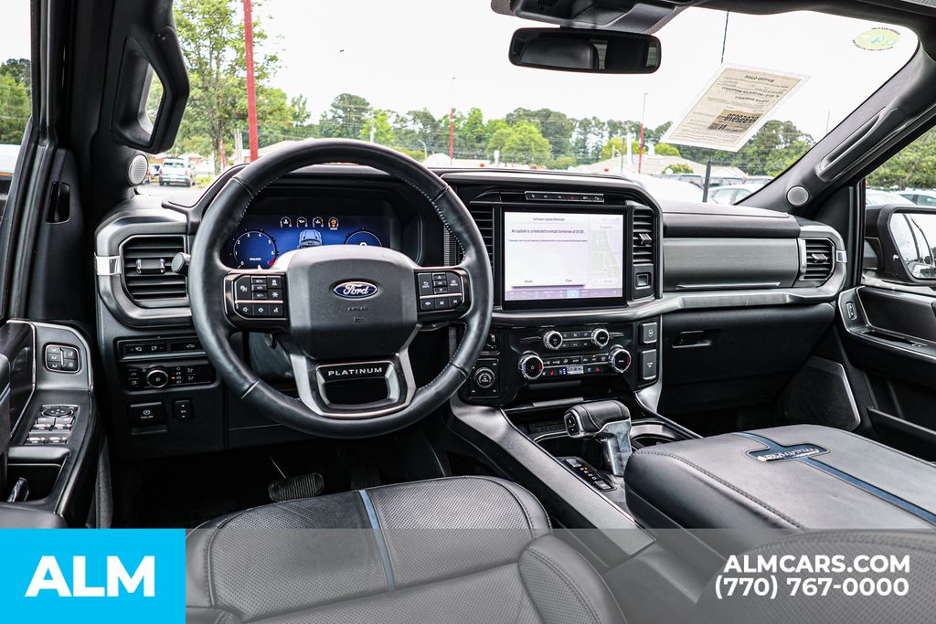 Used 2024 Black Ford Full Hybrid Platinum image 27