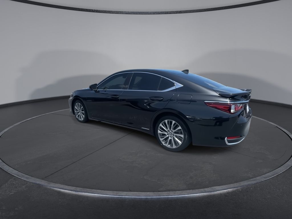 Thumbnail: 2021 Lexus ES - 6