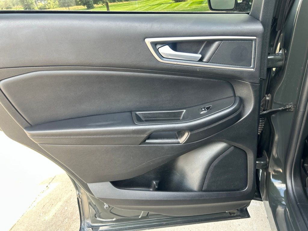 Used 2024 Ford Edge SUV