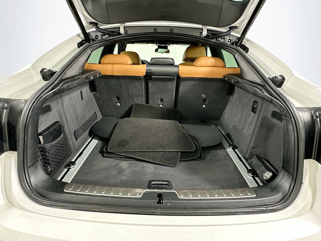 Thumbnail: 2019 BMW X6 - 27