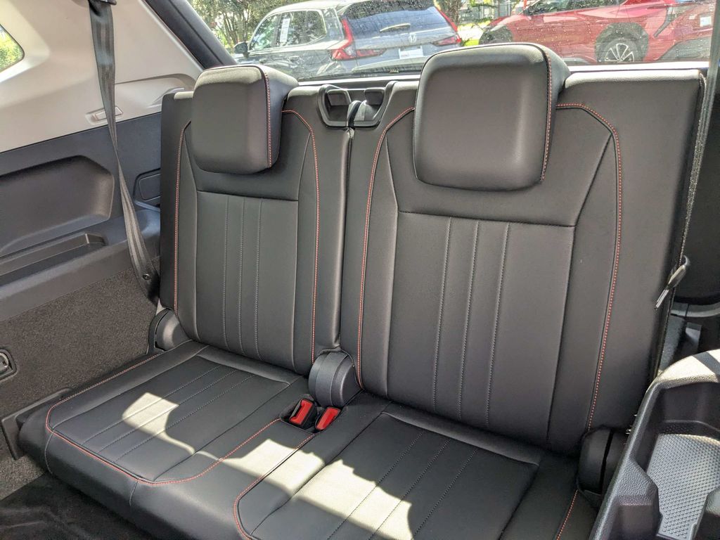 Used 2024 Volkswagen Tiguan SUV