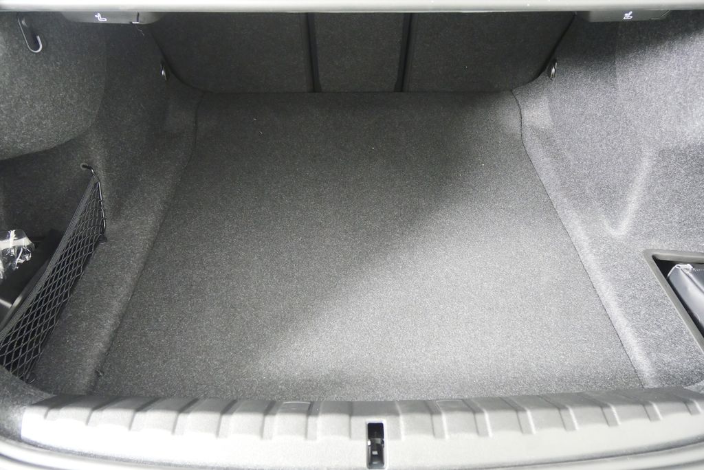 Thumbnail: 2026 BMW 4 Series - 16