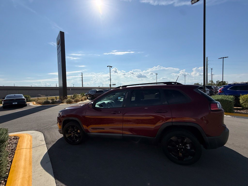 Thumbnail: 2020 Jeep Cherokee - 8