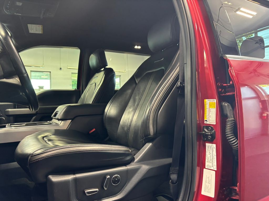 2022 Ford F-350SD Platinum