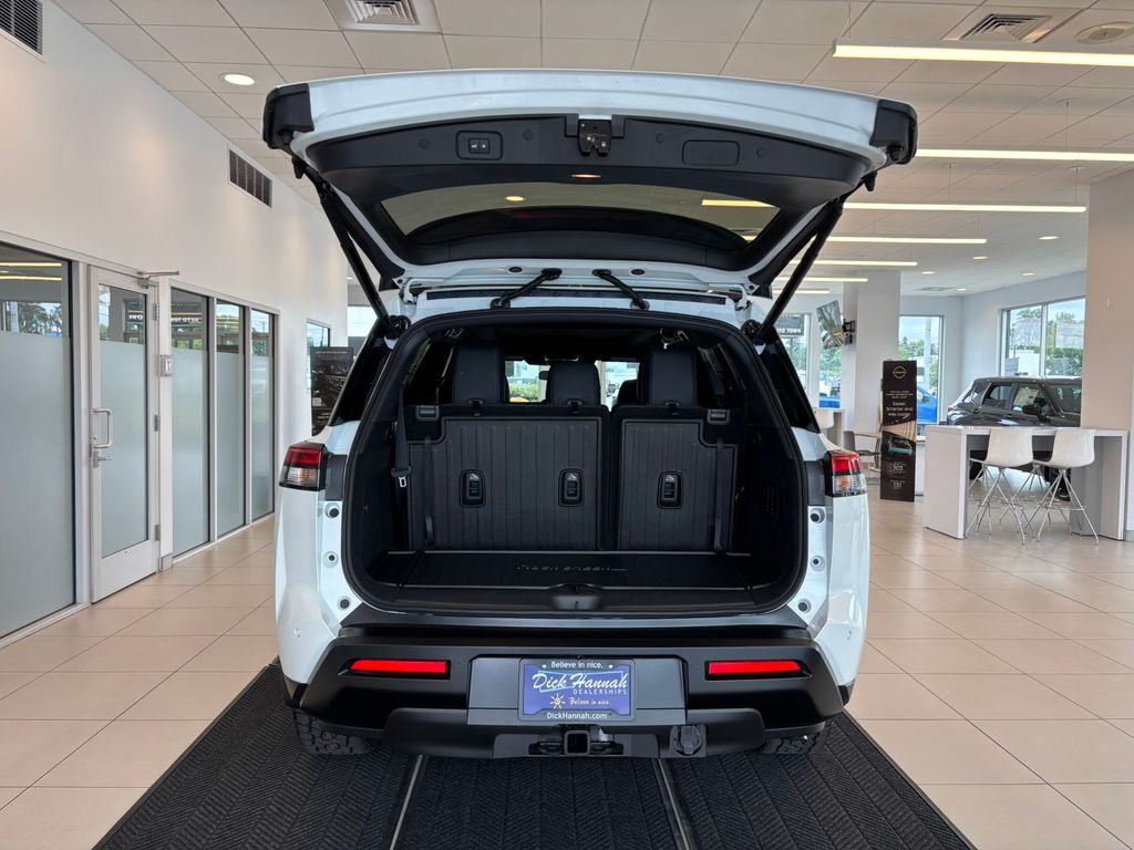2026 Nissan Pathfinder Rock Creek