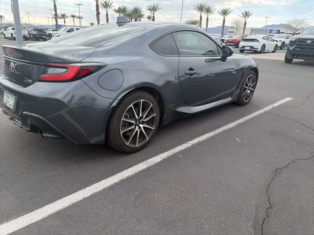 Thumbnail: 2023 Toyota GR86 - 5