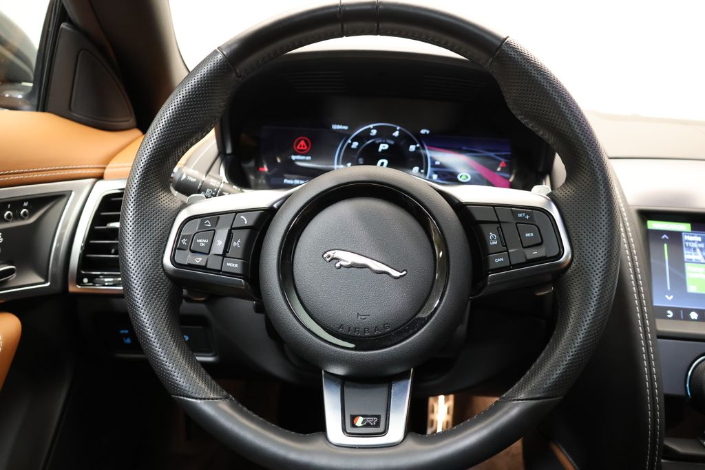Thumbnail: 2023 Jaguar F-Type - 15