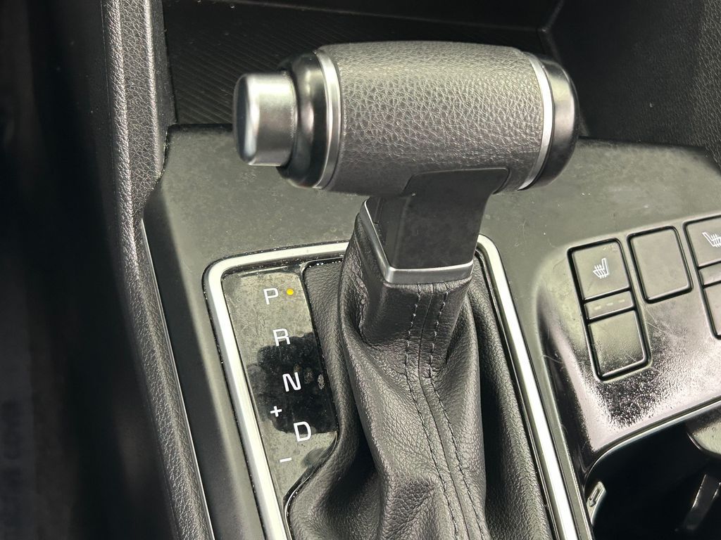 Used 2024 Fusion Black Kia LX image 21