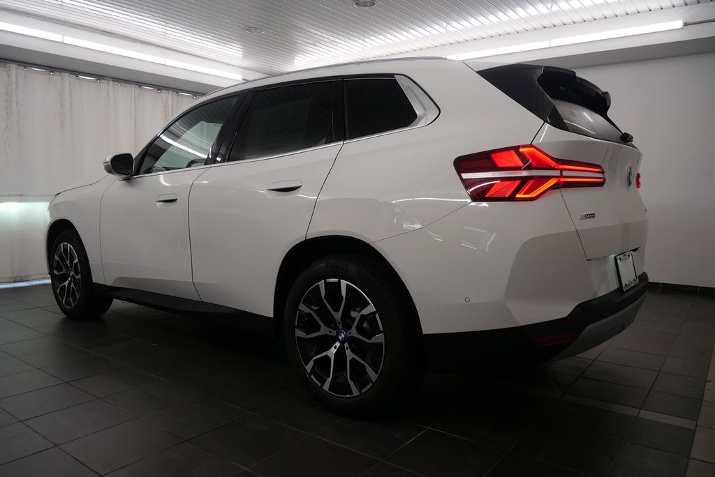 2025 BMW X3  4