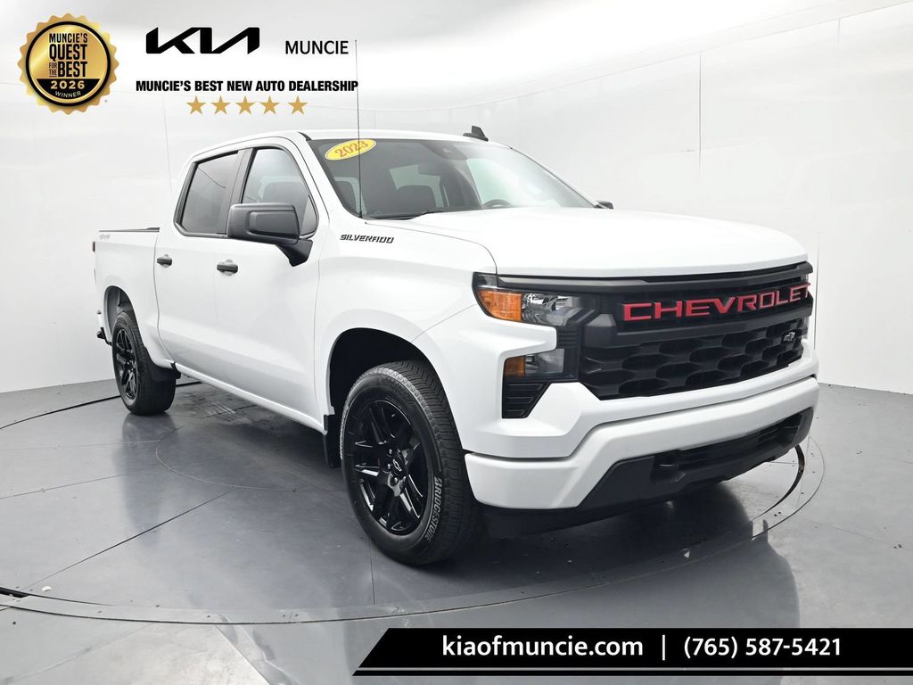 2023 Chevrolet Silverado 1500 Blanco (Summit White) Camioneta Todo terreno 8 velocidades Automática