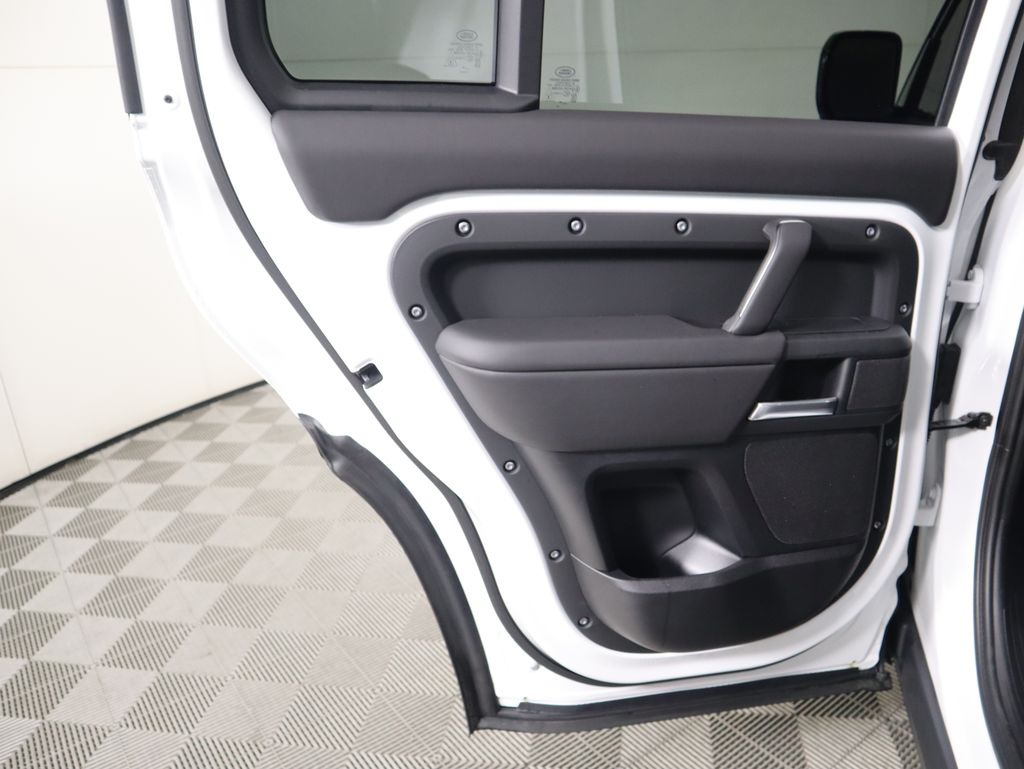 Thumbnail: 2025 Land Rover Defender - 28