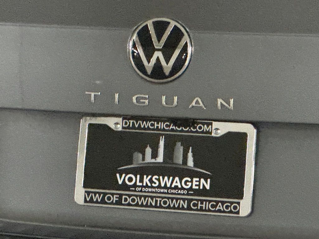 2024 Volkswagen Tiguan 2.0T SEL R-Line 33