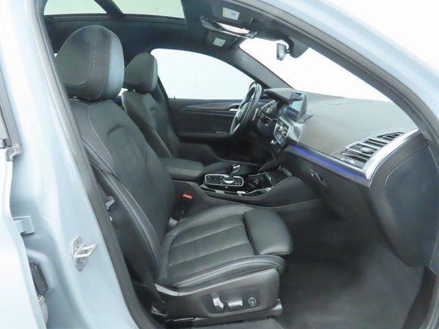 Thumbnail: 2023 BMW X4 - 21