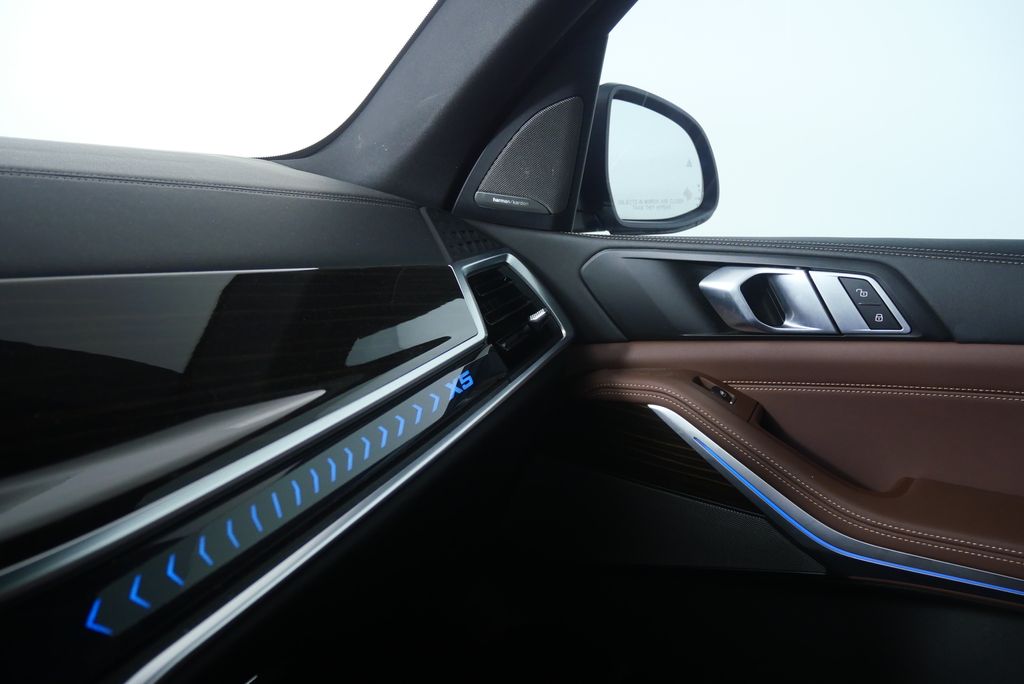 Thumbnail: 2024 BMW X5 - 27