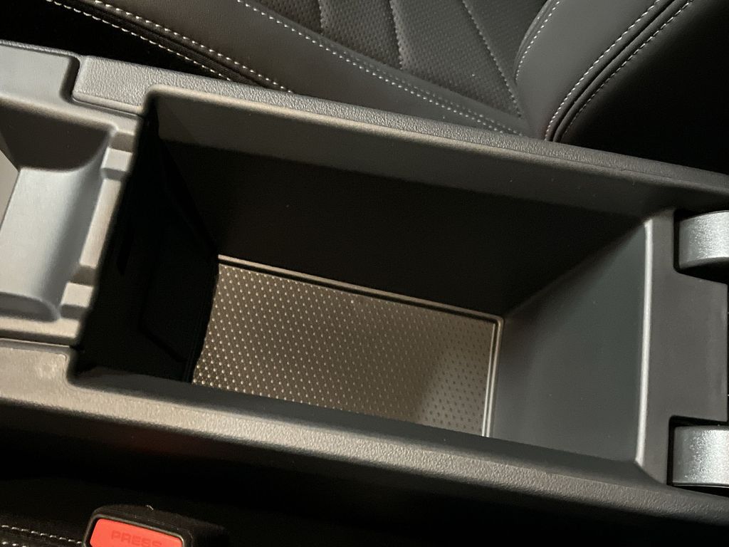 Thumbnail: 2025 BMW 2 Series - 21