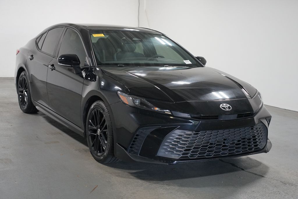 Thumbnail: 2025 Toyota Camry - 3