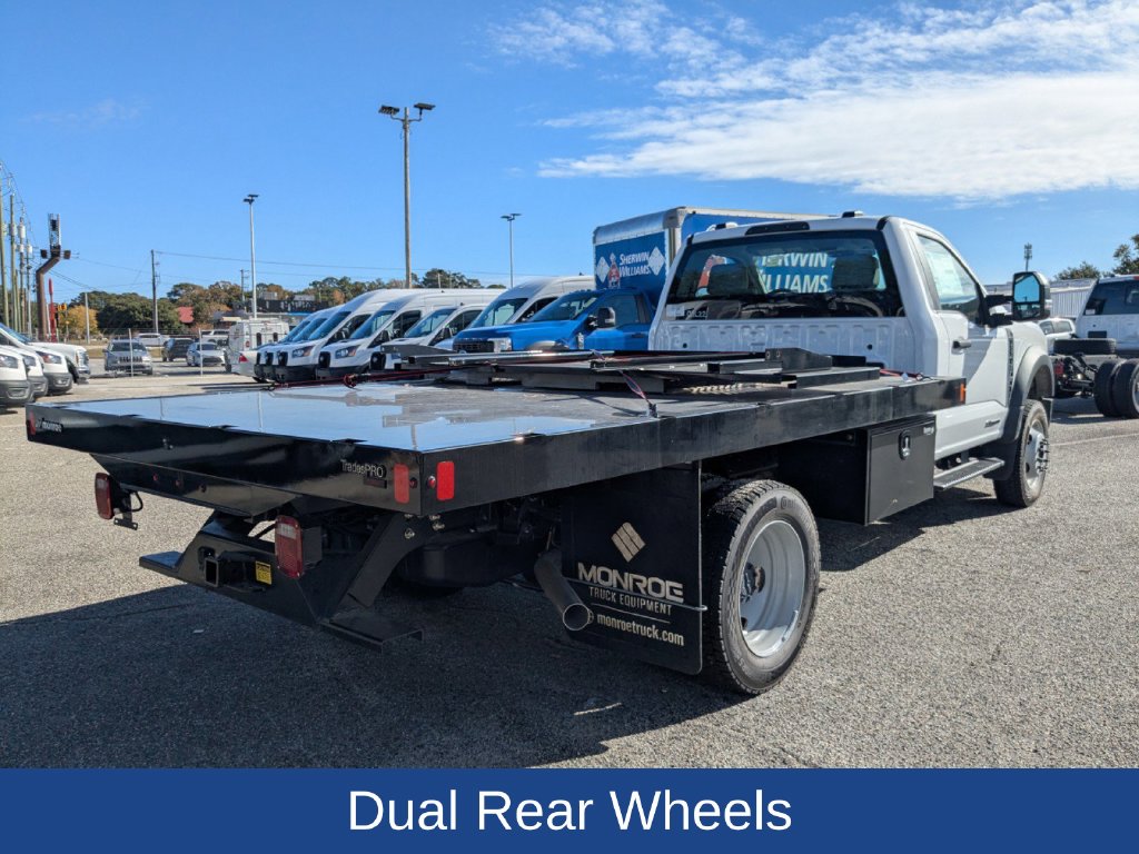 2025 Ford F-550 Chassis XL