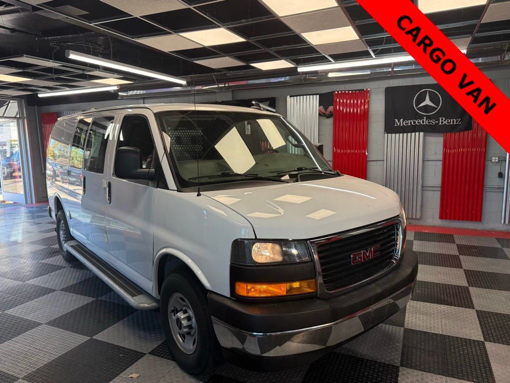 2023 GMC Savana Cargo 2500 RWD