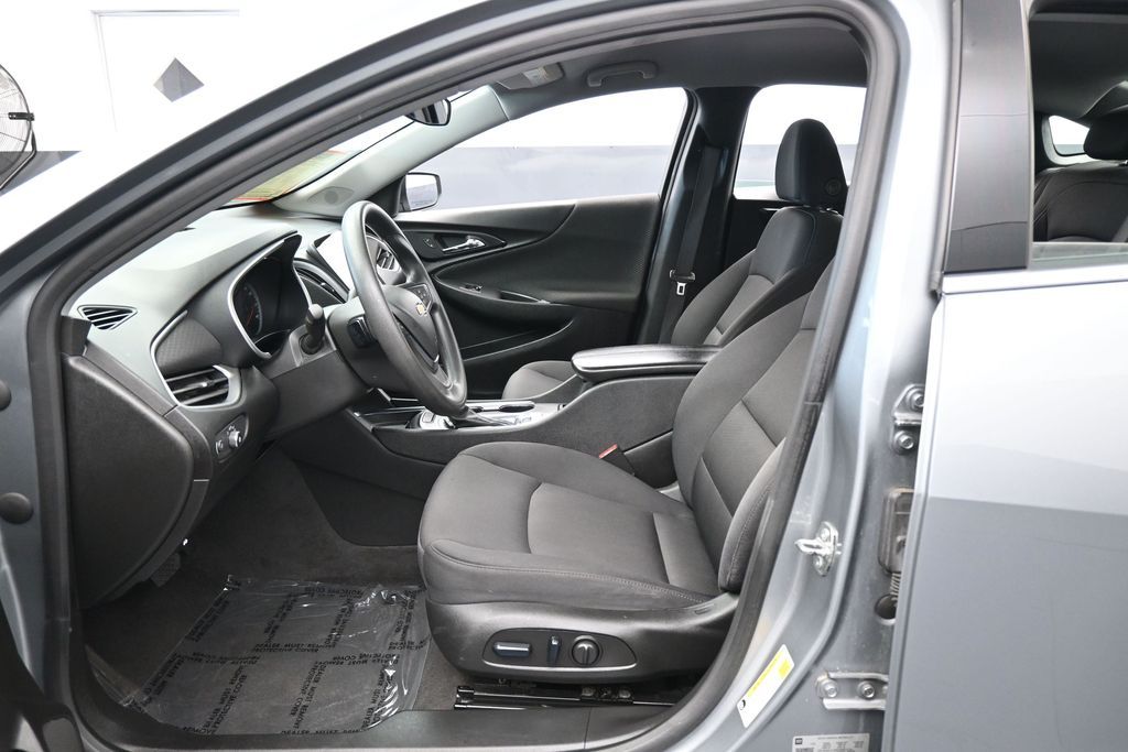 Used 2024 Sterling Gray Metallic Chevrolet LT image 11