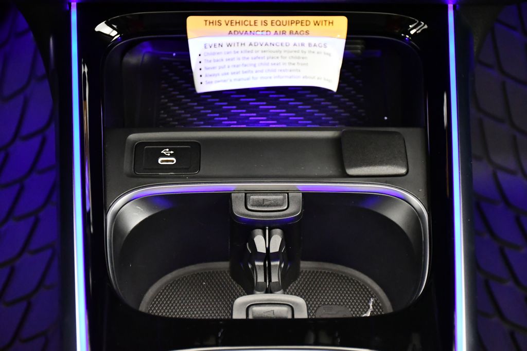 Thumbnail: 2026 Mercedes-Benz GLB - 31