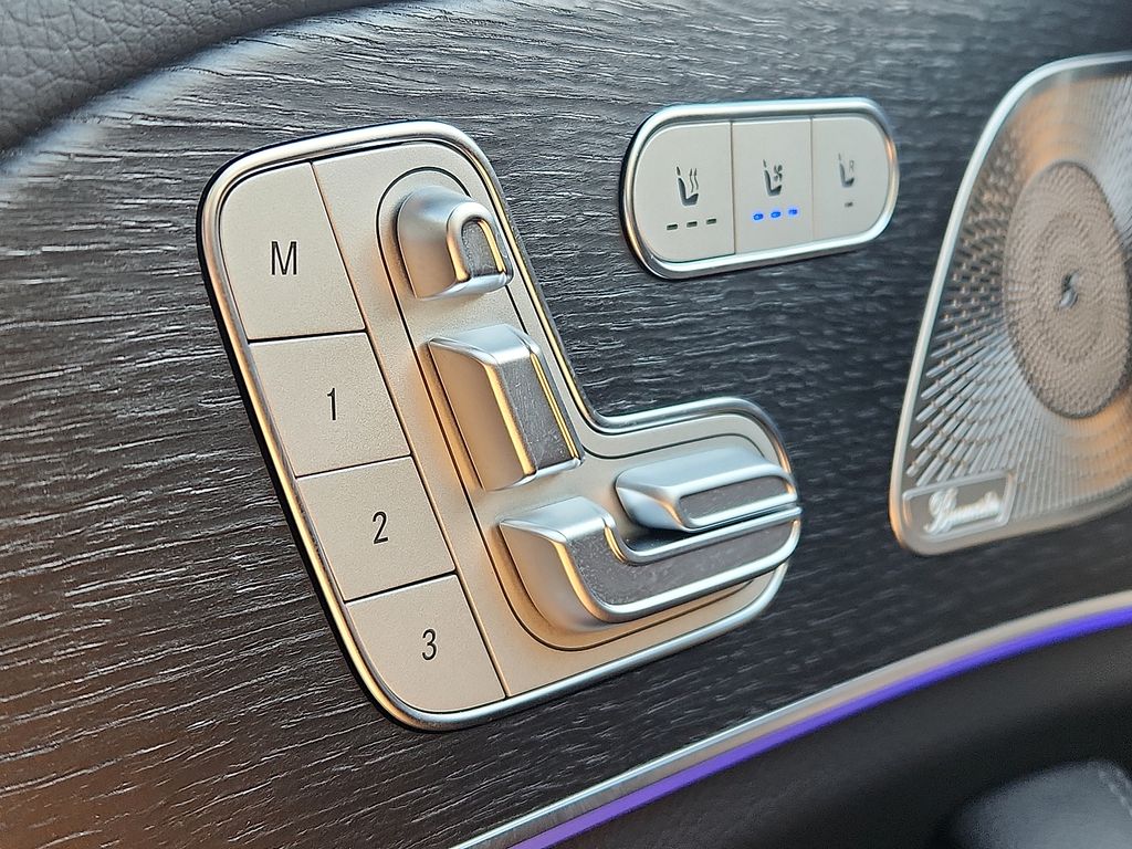 Thumbnail: 2026 Mercedes-Benz GLE - 15