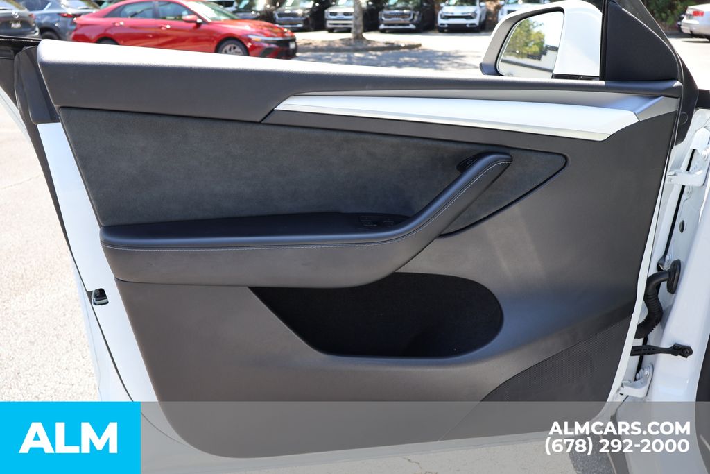 Used 2023 White Tesla Performance image 12