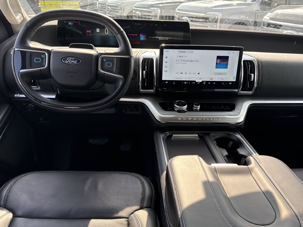 Used 2025 Ford Expedition Max SUV