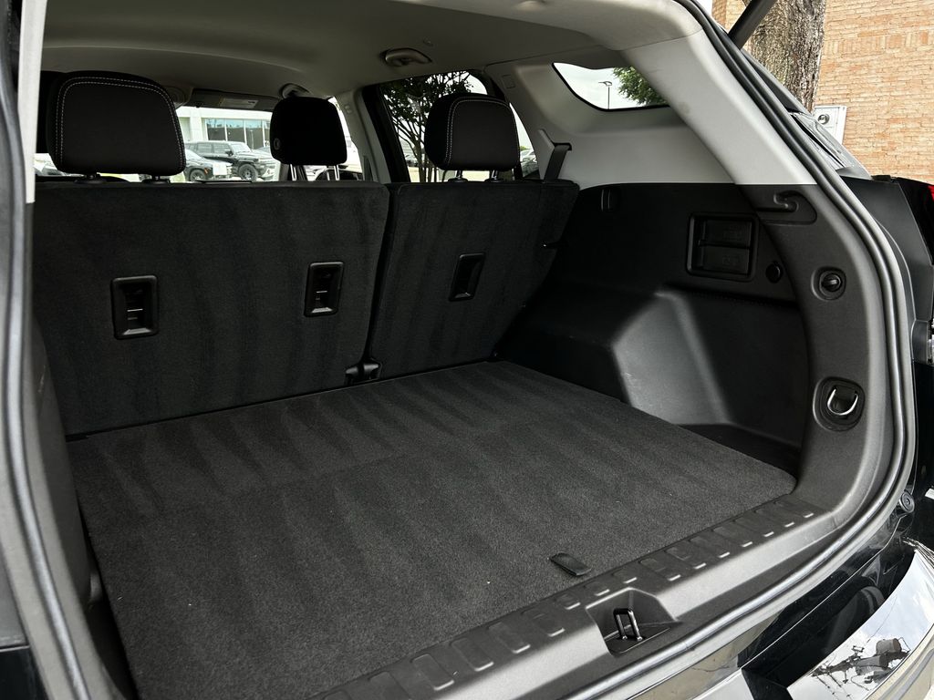 car-gallery-32