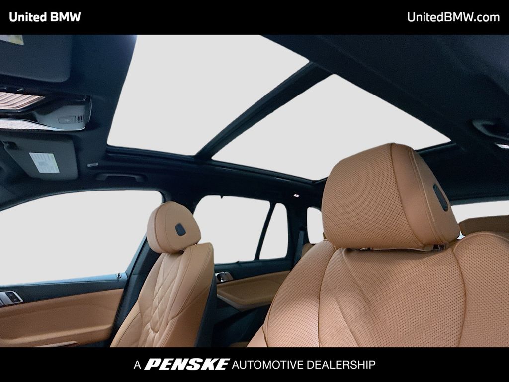 Thumbnail: 2026 BMW X5 - 12