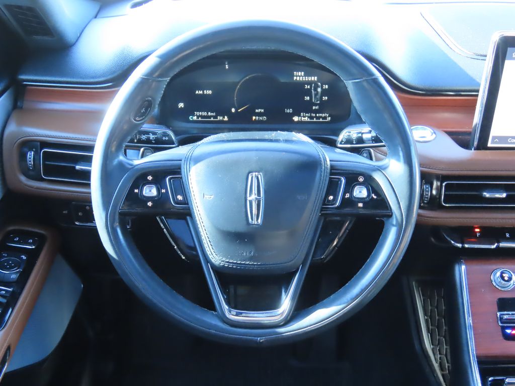 Thumbnail: 2021 Lincoln Aviator - 6