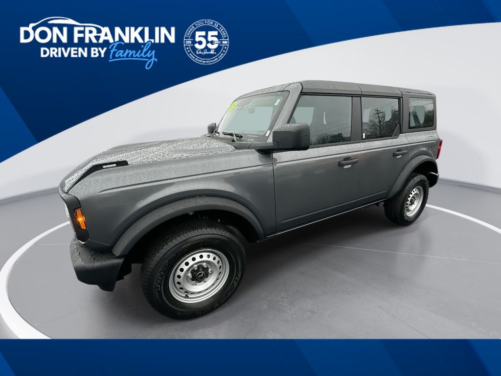 2025 Ford Bronco Base 4x4's photo