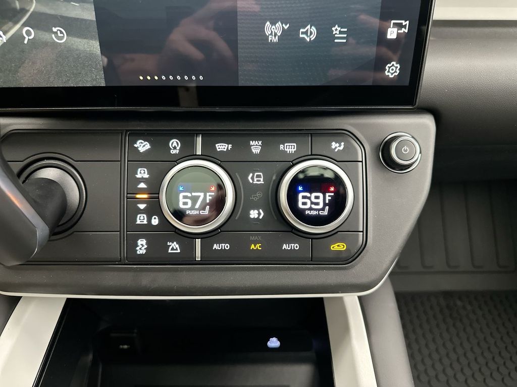 Thumbnail: 2026 Land Rover Defender - 13
