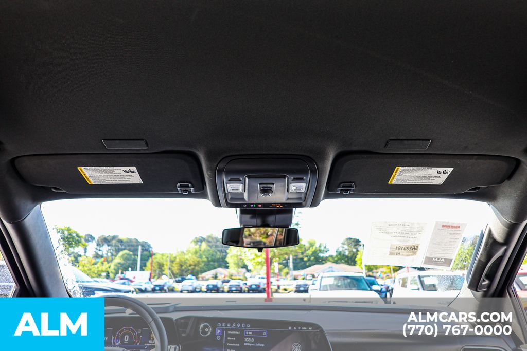 Used 2025 Black Chevrolet LT image 57