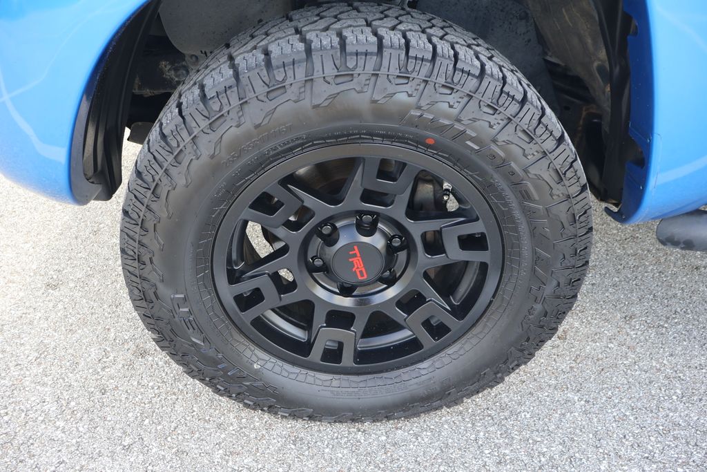 Thumbnail: 2011 Toyota Tacoma - 4