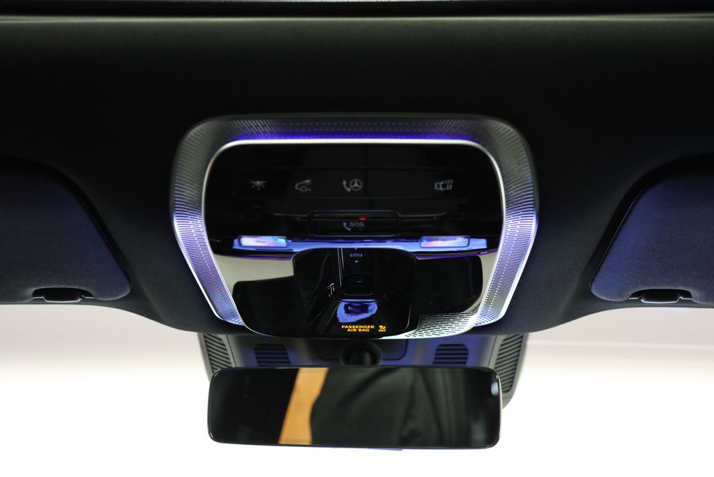 Thumbnail: 2026 Mercedes-Benz EQS - 16