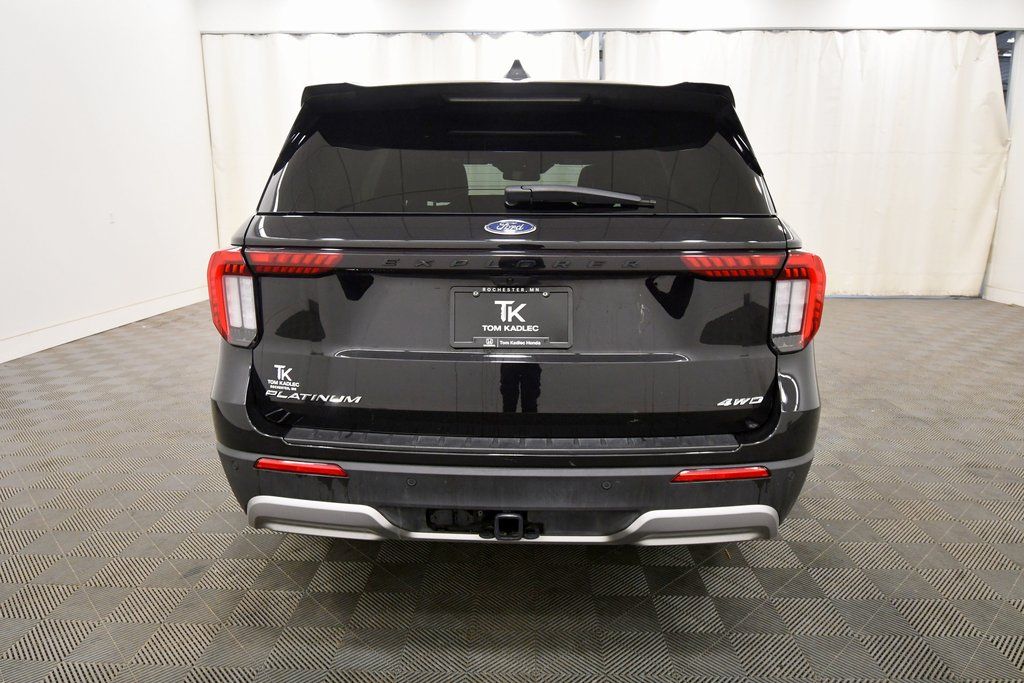 Used 2025 Ford Explorer SUV