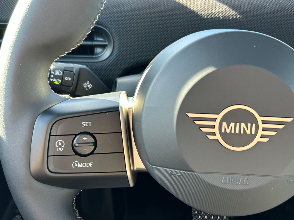 Thumbnail: 2026 MINI Cooper - 19