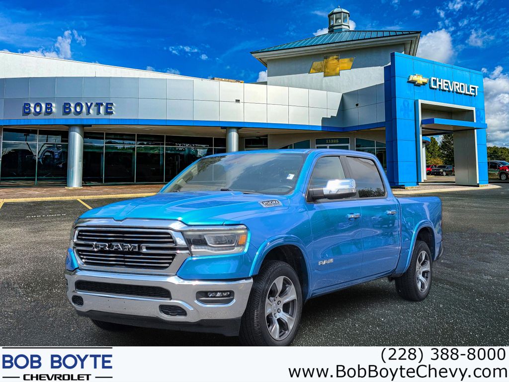 Hydro Blue Pearlcoat 2022 RAM 1500 Pickup Truck Four-Wheel Drive 8-Speed Automatic