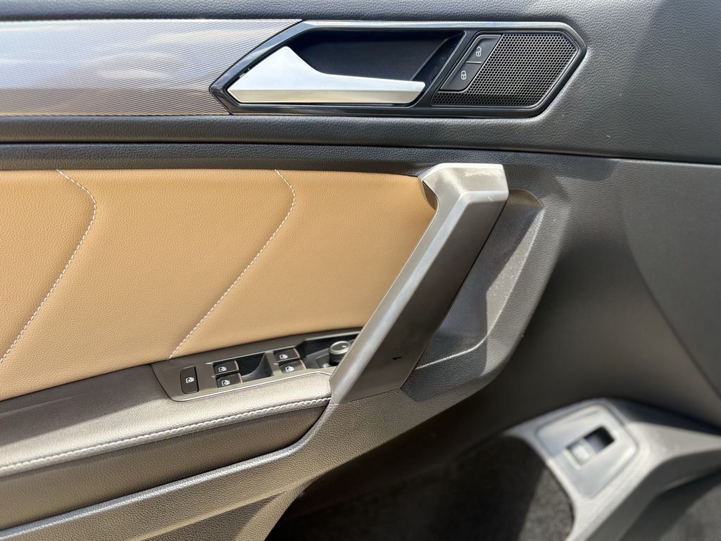 2024 Volkswagen Tiguan 2.0T SE - 9