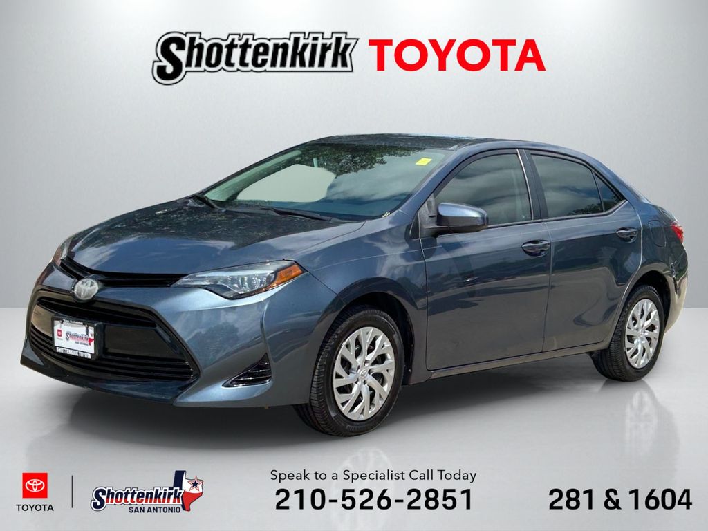 2018 Toyota Corolla LE AT's photo