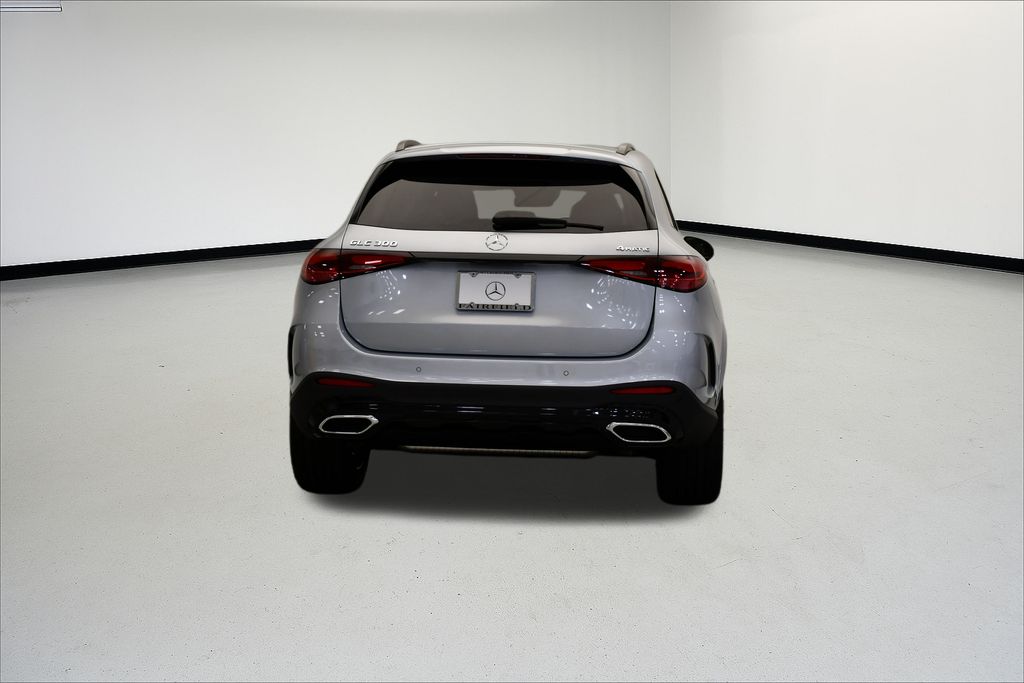 Thumbnail: 2026 Mercedes-Benz GLC - 4