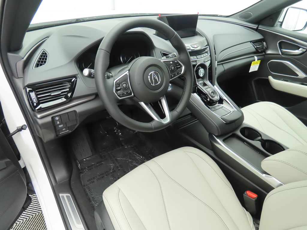 Thumbnail: 2025 Acura RDX - 9