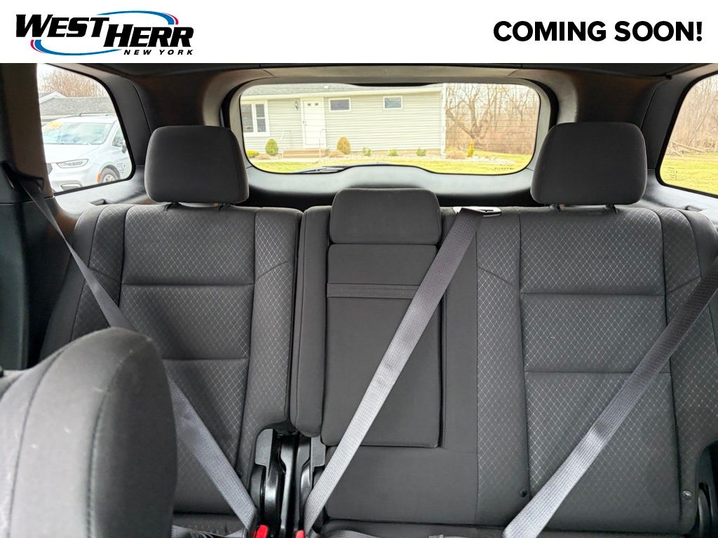 Used 2019 White Jeep Laredo E image 5