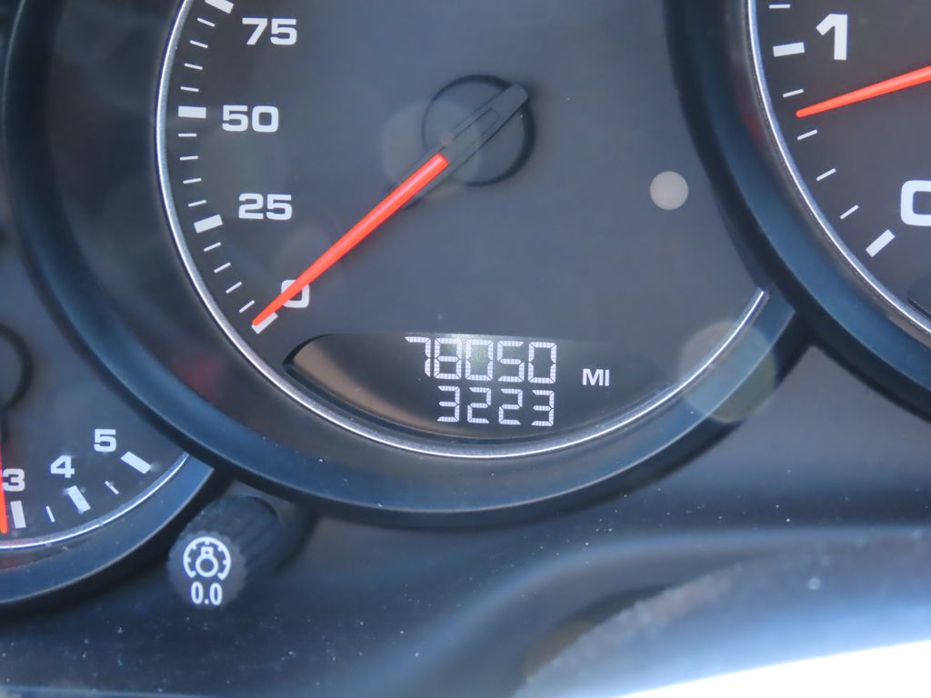 Thumbnail: 2016 Porsche Panamera - 20